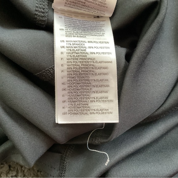 Adidas leggings. - Picture 5 of 5